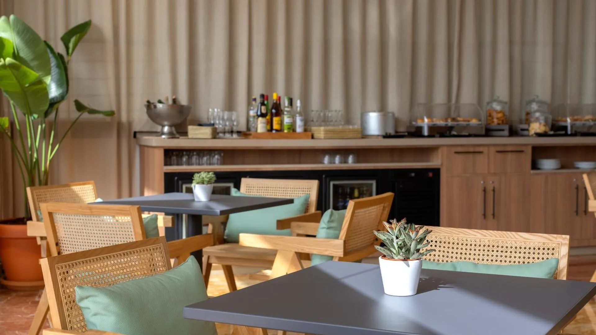 Aluasoul Costa Adeje - New Opening (Adults Only) Hotel 4*, Costa Adeje (Tenerife)